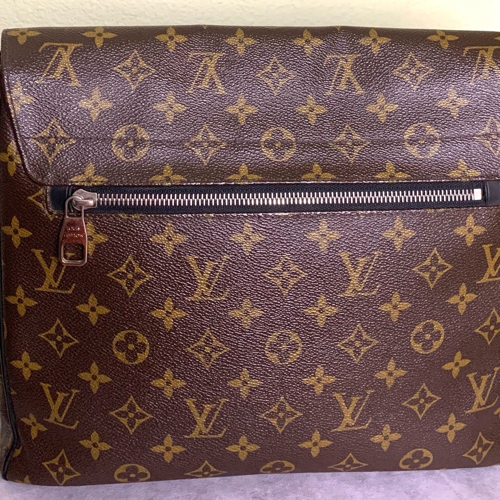 Louis Vuitton Messenger bag - Picture 6 of 6